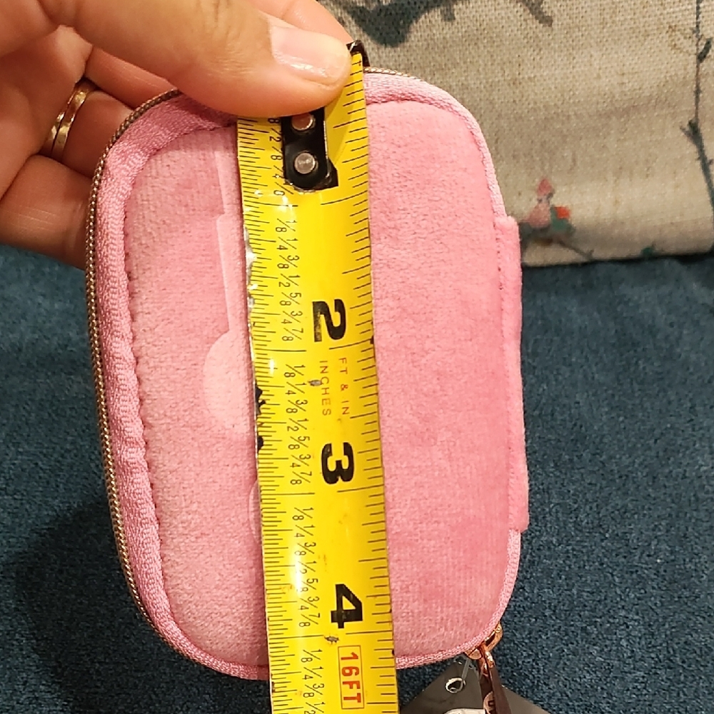 Source Unknown Pink Headphones Case - Picture 4 of 5